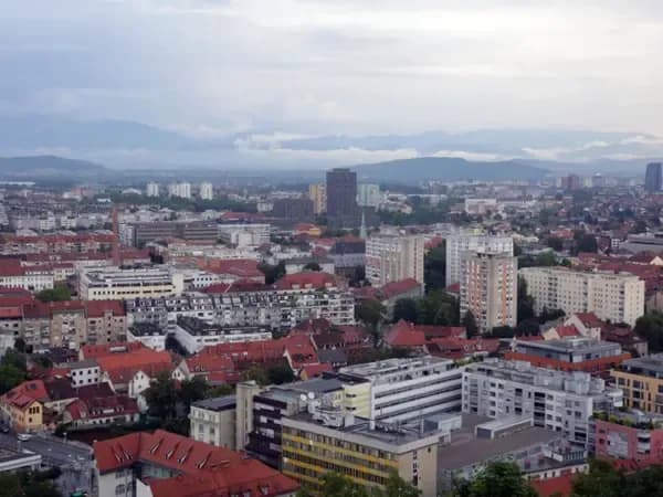 Real Estate: Fewer Transactions in Ljubljana, but Growth in the Surrounding Area