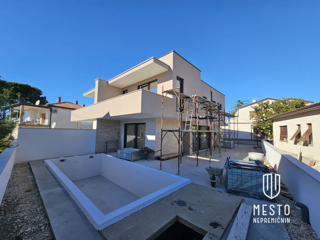 Hiša, dvojček, Umag, Hiša, dvojček, Umag,