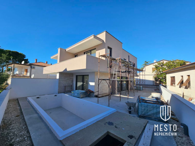 Novogradnja DVOJČEK NA PUNTI V UMAGU